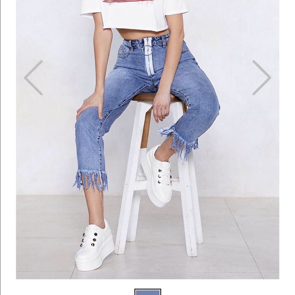 NEVER WORN Nasty Gal jeans. Size 6